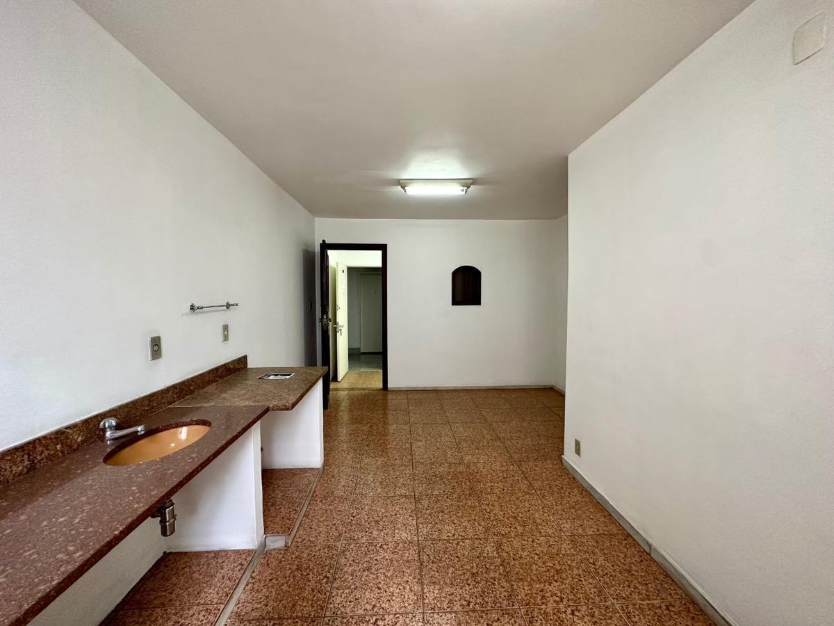 Sala, Centro, 0 Quarto, 0 Vaga