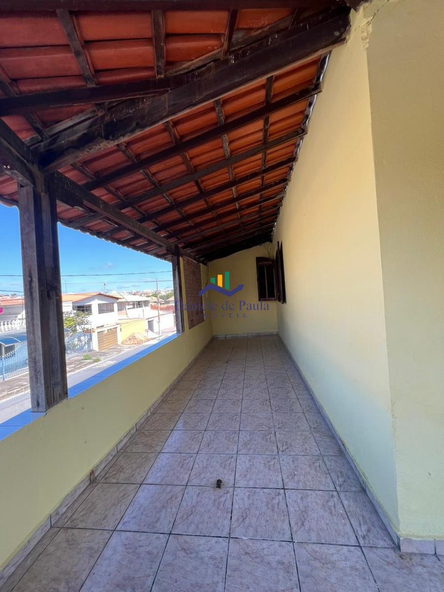 Casa, Conjunto Habitacional Bueno Franco, 4 Quartos, 2 Vagas, 2 Suítes