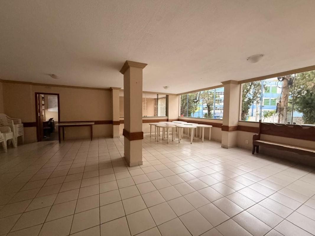 Apartamento, Floresta, 2 Quartos, 0 Vaga