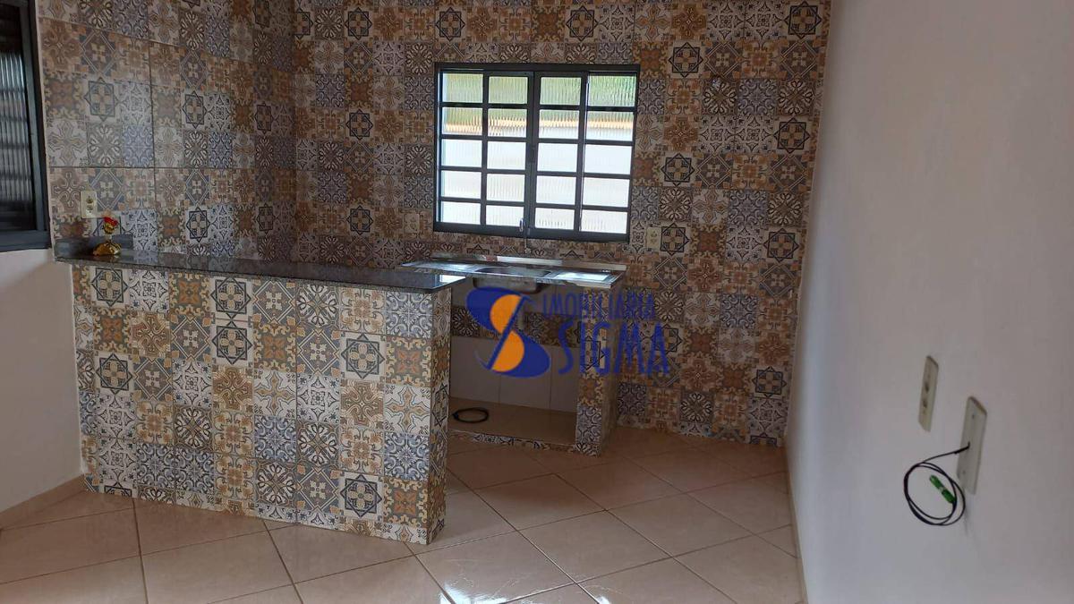Casa, Centro, 1 Quarto, 0 Vaga