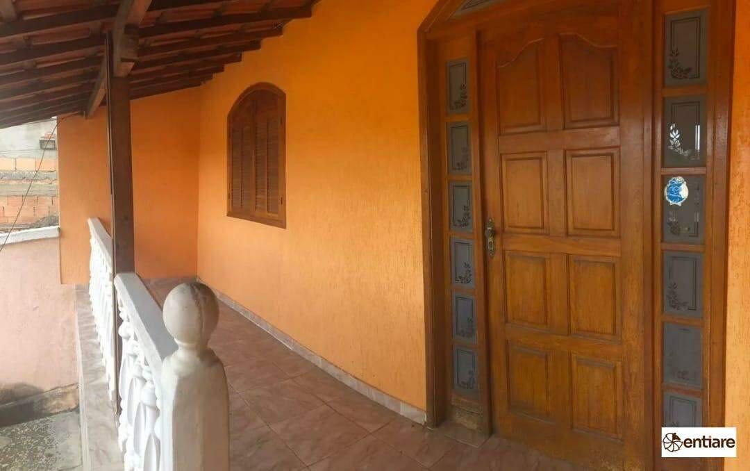 Casa, Flamengo (justinópolis), 3 Quartos, 8 Vagas