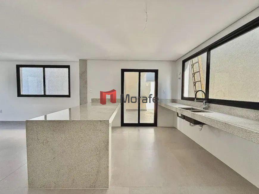 Casa, Planalto, 3 Quartos, 4 Vagas, 1 Suíte