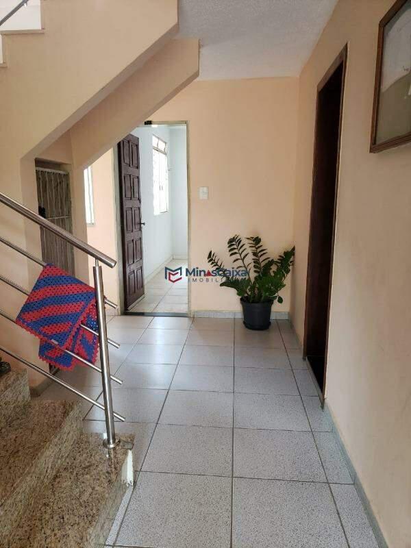 Apartamento, Floresta, 2 Quartos, 1 Vaga