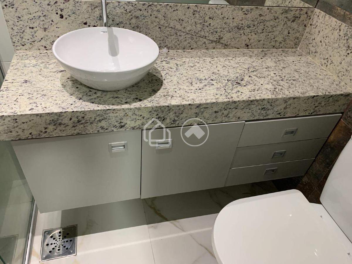 Apartamento, Estoril, 1 Quarto, 1 Vaga, 1 Suíte