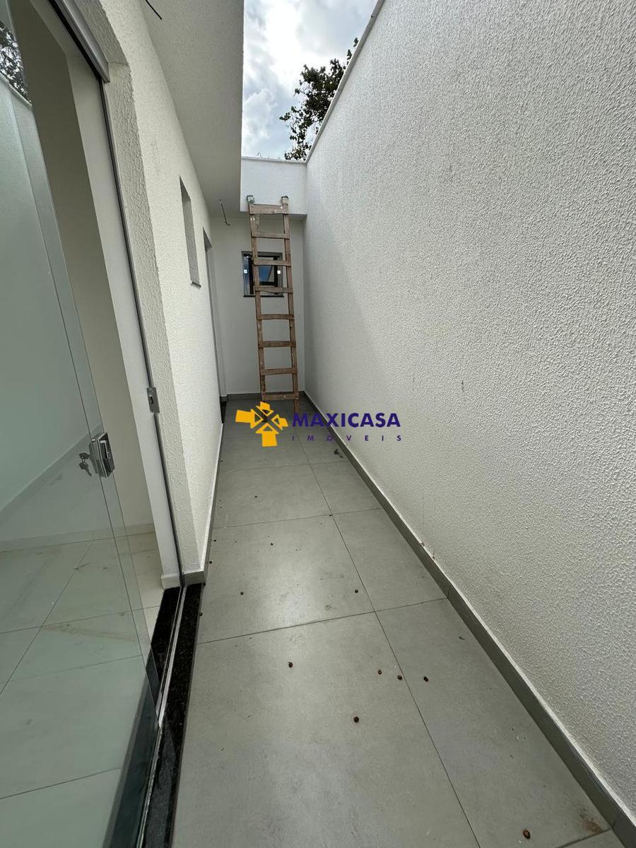 Casa, Santa Amélia, 3 Quartos, 2 Vagas, 1 Suíte