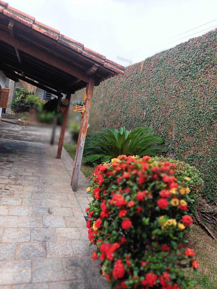 Casa, Caiçaras, 4 Quartos, 3 Vagas, 1 Suíte