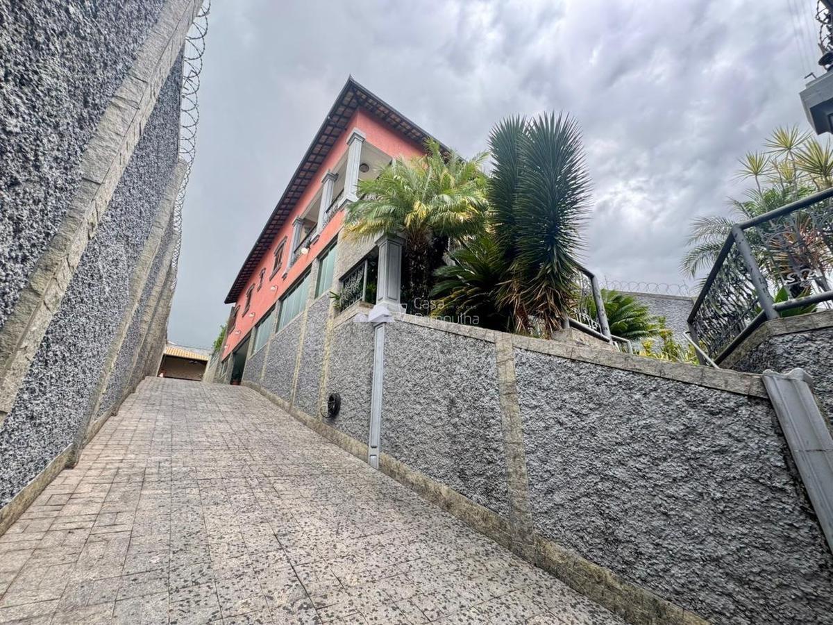 Casa, Trevo, 3 Quartos, 10 Vagas, 1 Suíte