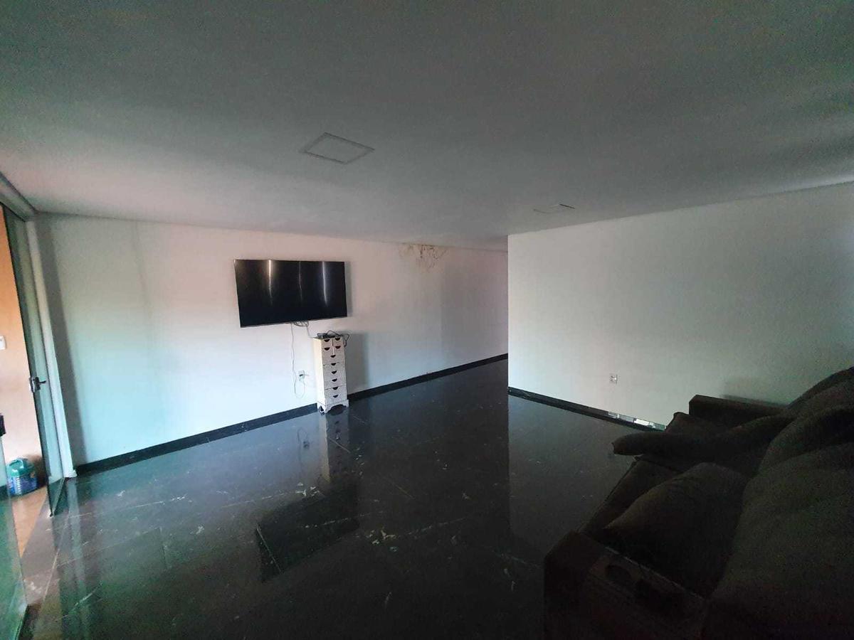 Casa, Arvoredo, 4 Quartos, 2 Vagas, 1 Suíte