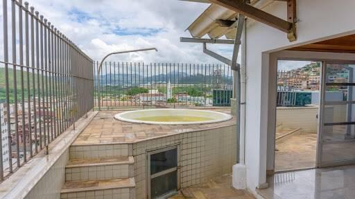 Cobertura, Centro, 5 Quartos, 2 Vagas, 3 Suítes