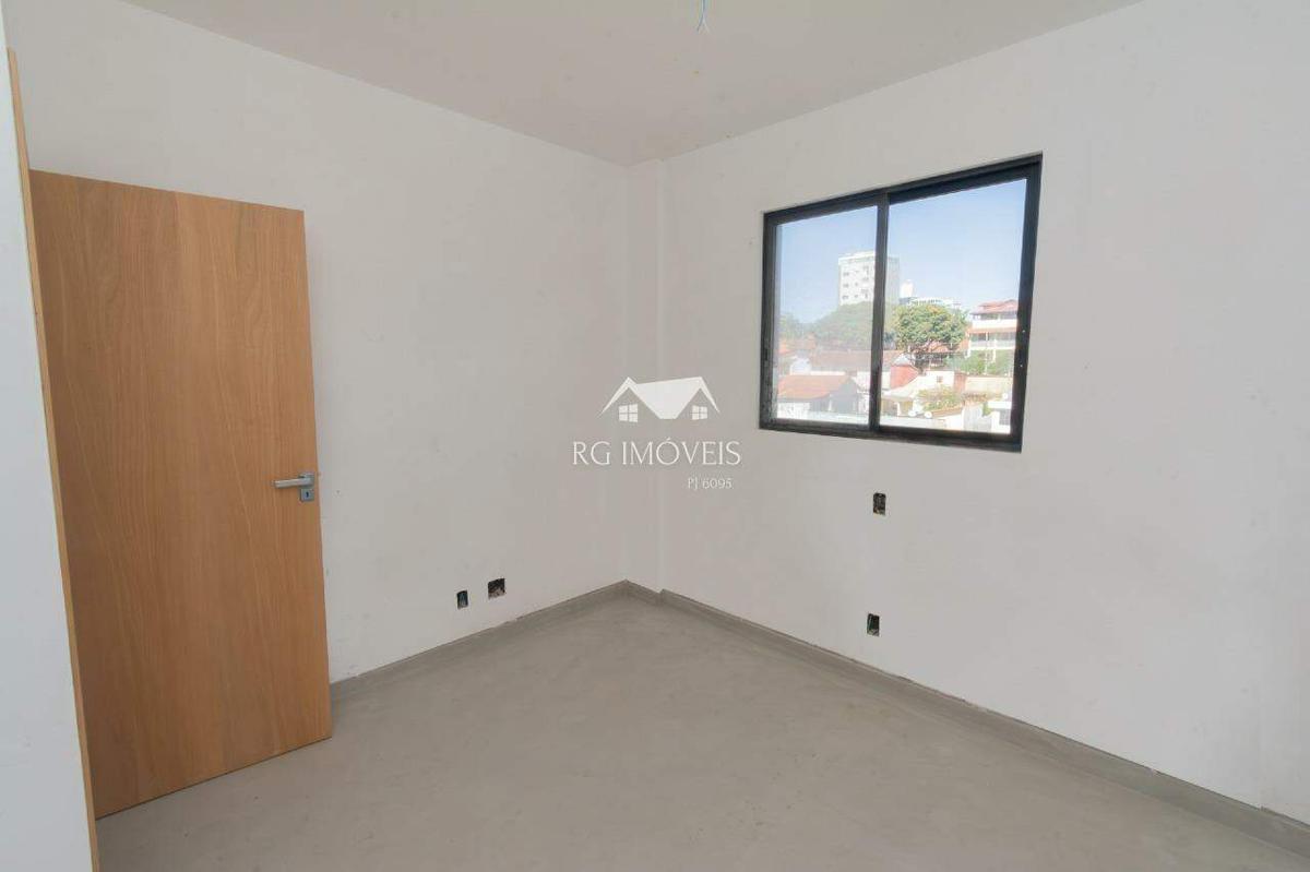 Apartamento, Barreiro, 3 Quartos, 2 Vagas, 1 Suíte