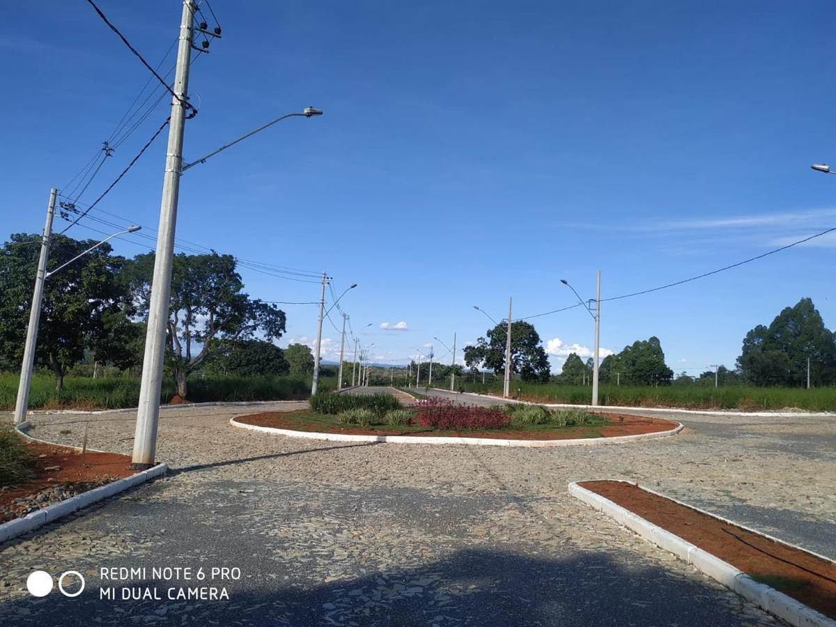Lote, Centro, 0 Quarto, 0 Vaga