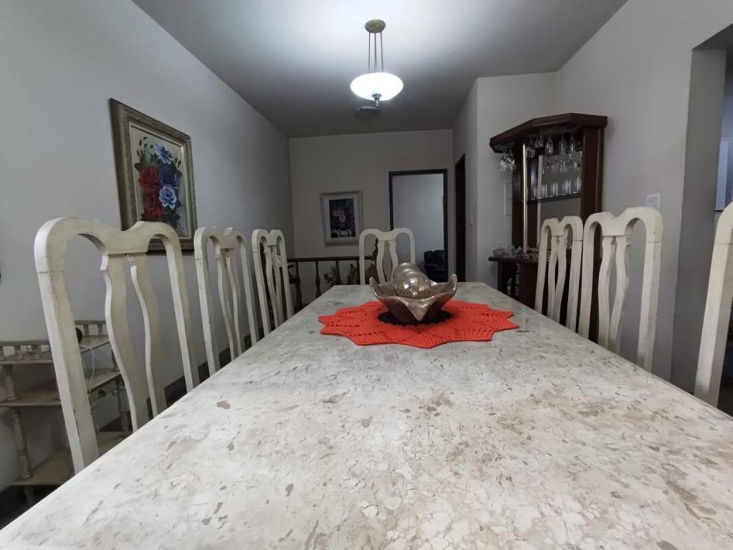 Casa, Conjunto Califórnia, 3 Quartos, 3 Vagas, 2 Suítes