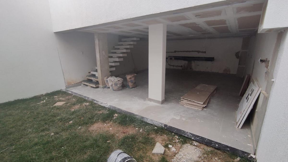 Casa, Santa Amélia, 3 Quartos, 4 Vagas, 1 Suíte