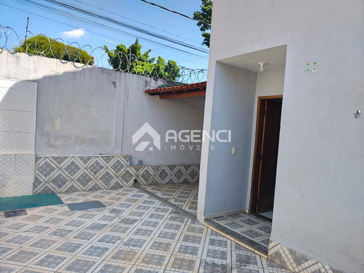 Casa, Serrano, 4 Quartos, 0 Vaga, 1 Suíte