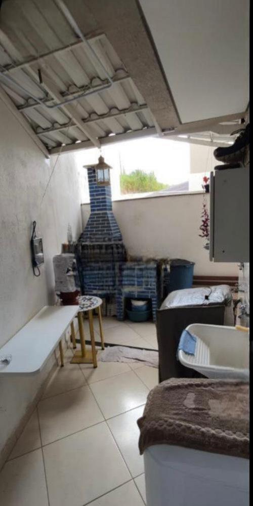 Casa, Masterville, 2 Quartos, 2 Vagas, 1 Suíte