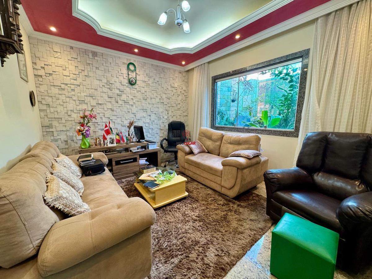 Casa, Diamante, 3 Quartos, 2 Vagas, 1 Suíte