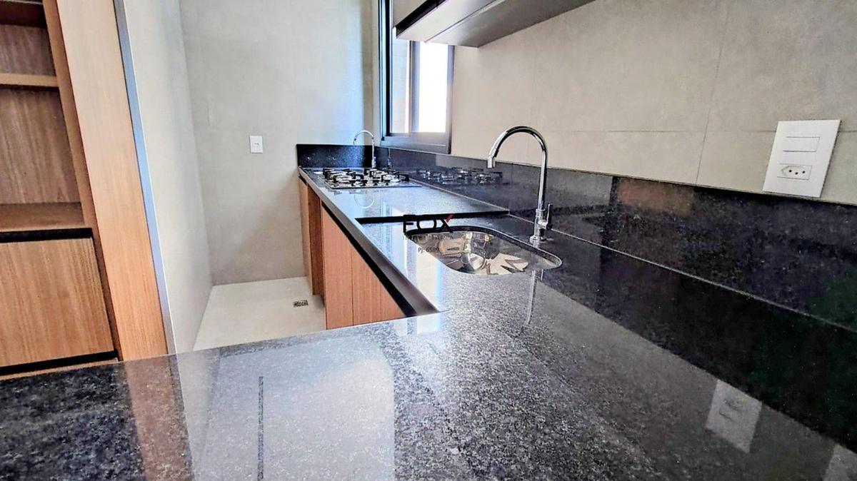 Apartamento, Lourdes, 2 Quartos, 2 Vagas, 1 Suíte