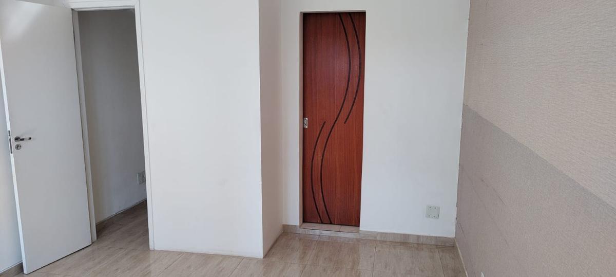 Sala, Centro, 1 Quarto, 0 Vaga