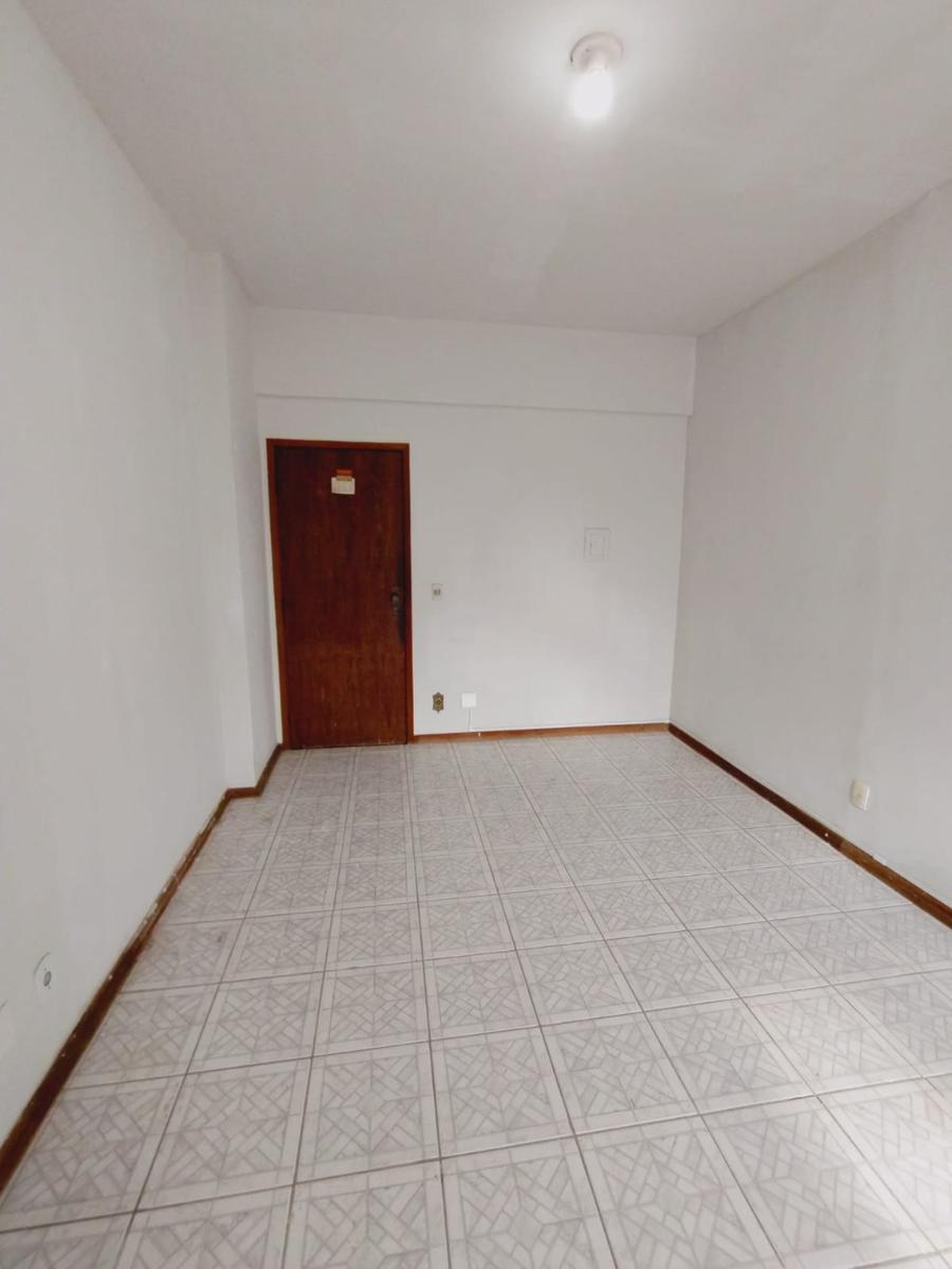 Sala, Cidade Nova, 0 Quarto, 0 Vaga