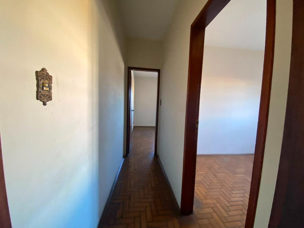 Casa, Centro, 5 Quartos, 1 Vaga, 2 Suítes