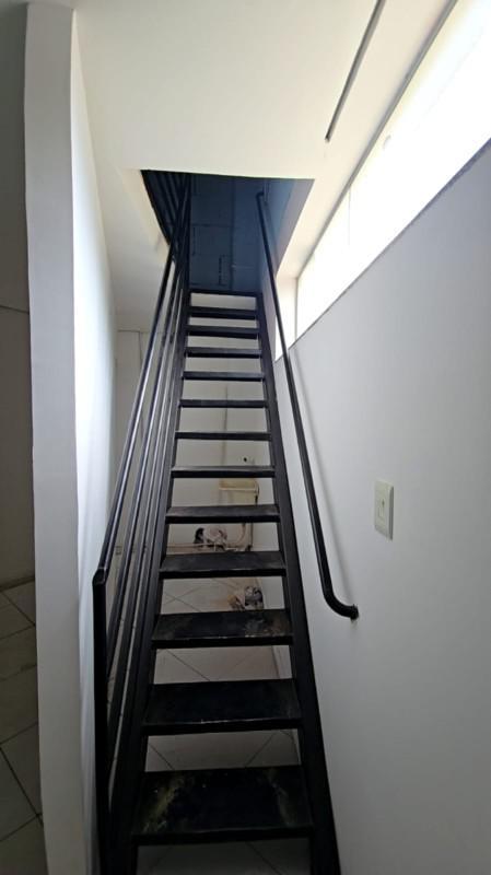 Quitinete, Jaraguá, 1 Quarto, 0 Vaga, 1 Suíte