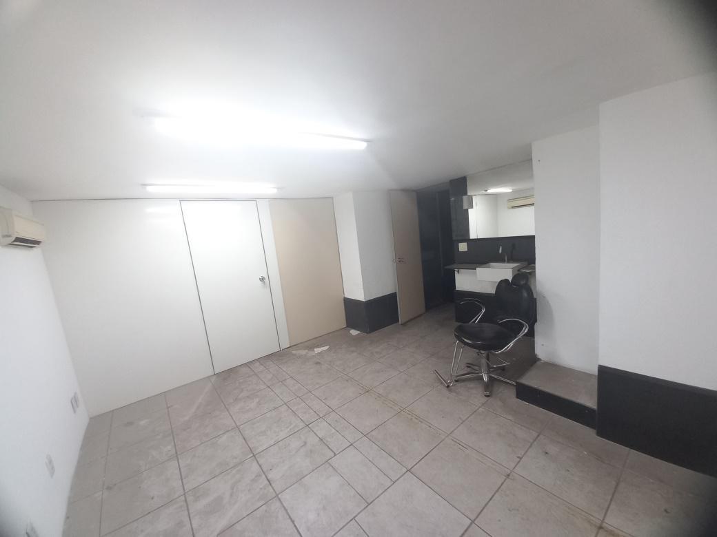 Andar, Centro, 0 Quarto, 0 Vaga