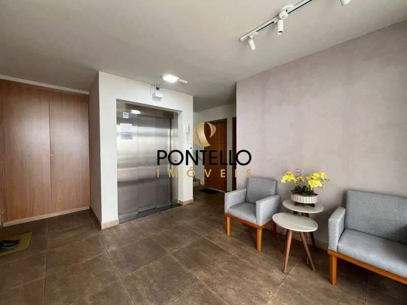 Apartamento, Sagrada Família, 2 Quartos, 1 Vaga