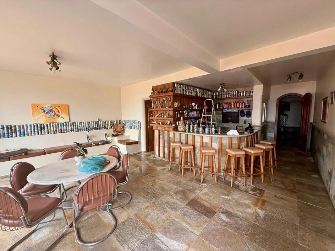 Casa, Vila Pinto, 5 Quartos, 4 Vagas, 2 Suítes