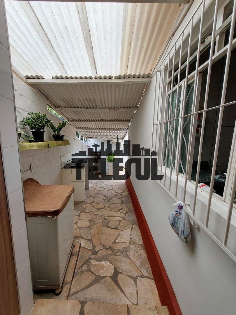 Casa, Vila Floresta, 2 Quartos, 0 Vaga