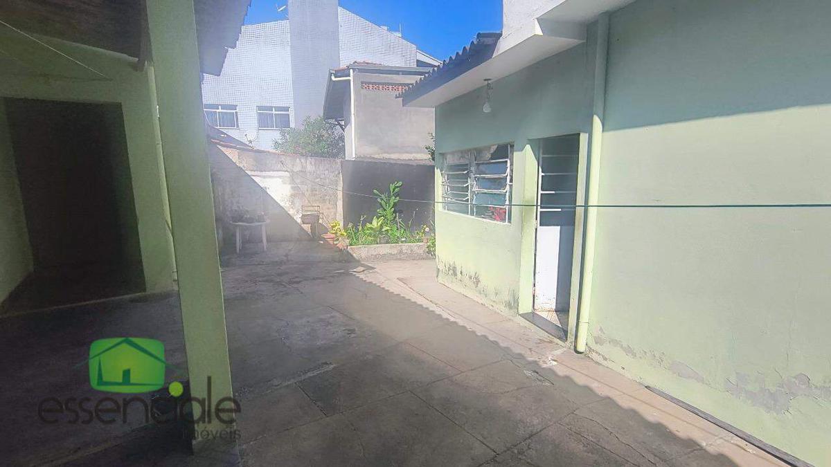 Casa, Santa Cruz Industrial, 3 Quartos, 3 Vagas, 1 Suíte
