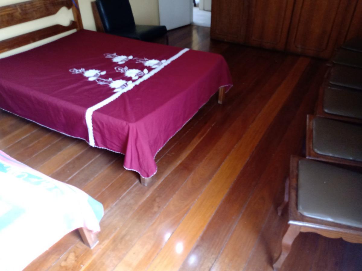 Casa, Planalto, 5 Quartos, 4 Vagas, 3 Suítes