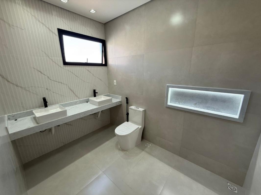 Casa, Lundcea, 3 Quartos, 2 Vagas, 1 Suíte