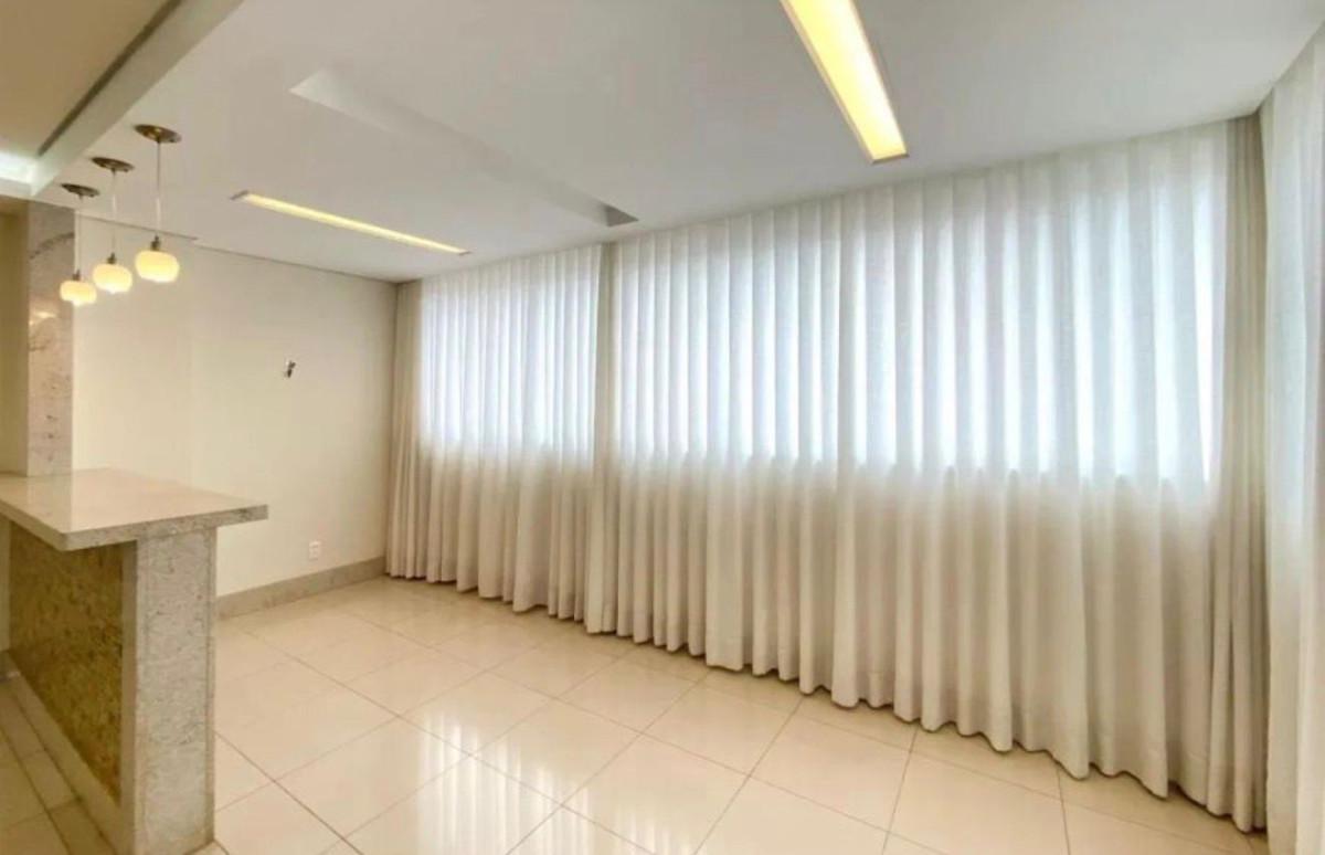 Apartamento, Sagrada Família, 4 Quartos, 2 Vagas, 1 Suíte