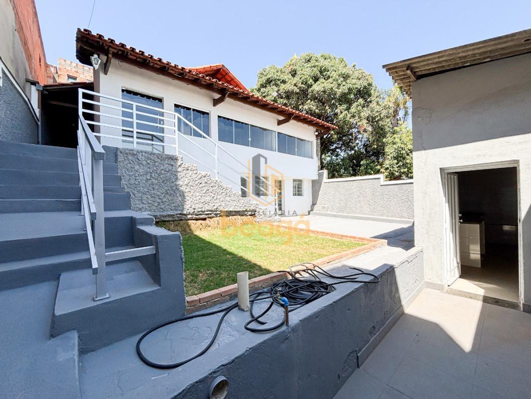 Casa, Jardim Laguna, 3 Quartos, 2 Vagas, 1 Suíte