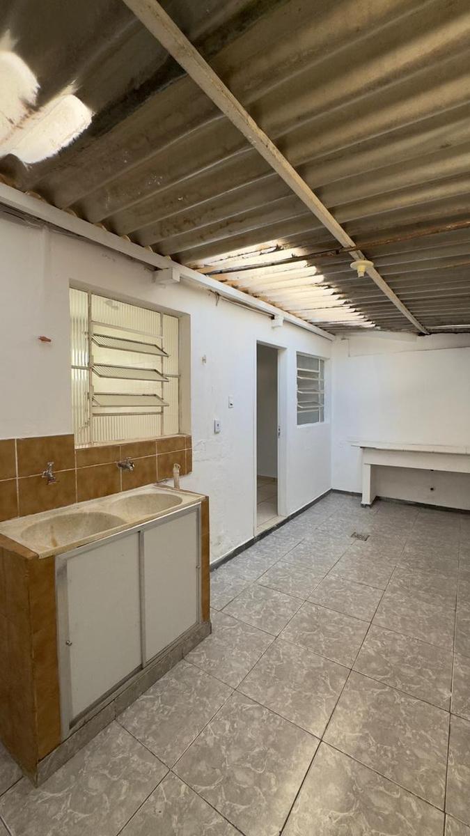 Casa, Fernão Dias, 3 Quartos, 0 Vaga, 1 Suíte