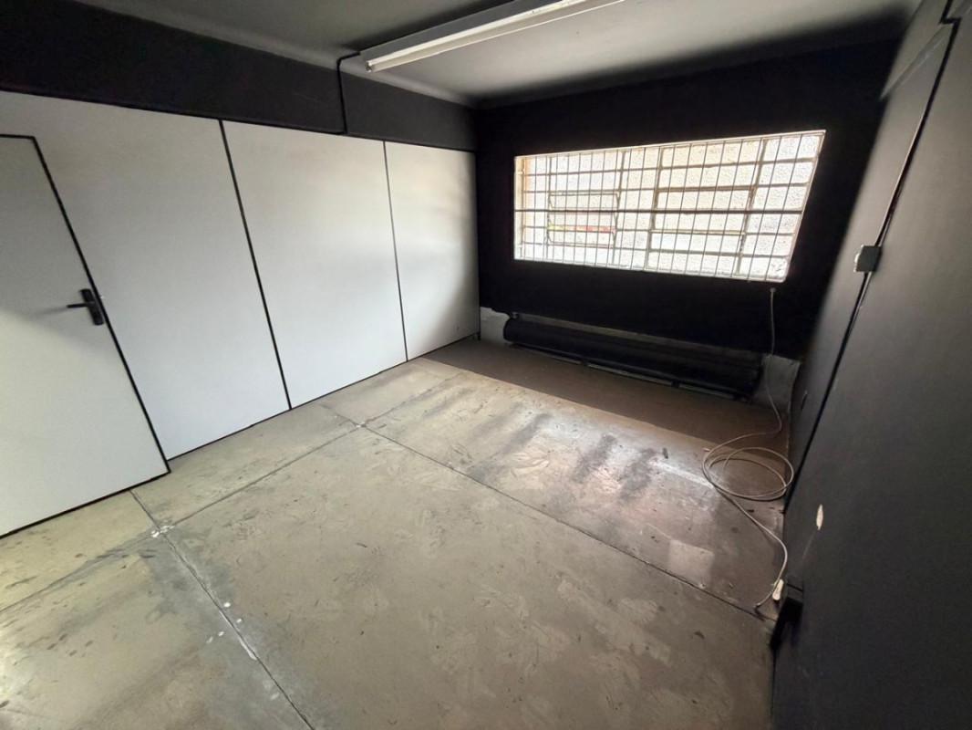 Andar, Centro, 0 Quarto, 0 Vaga