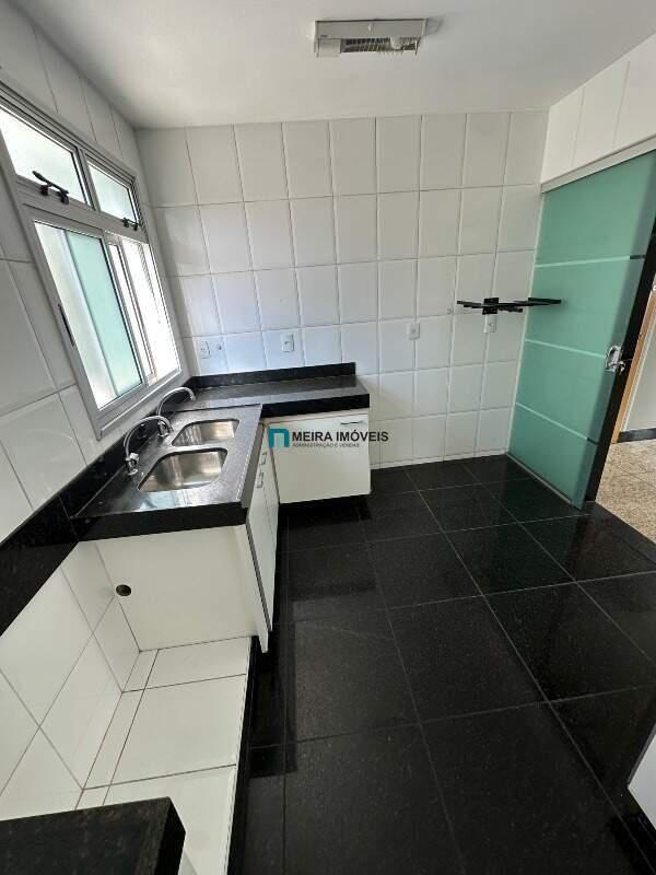 Apartamento, Funcionários, 4 Quartos, 2 Vagas, 1 Suíte