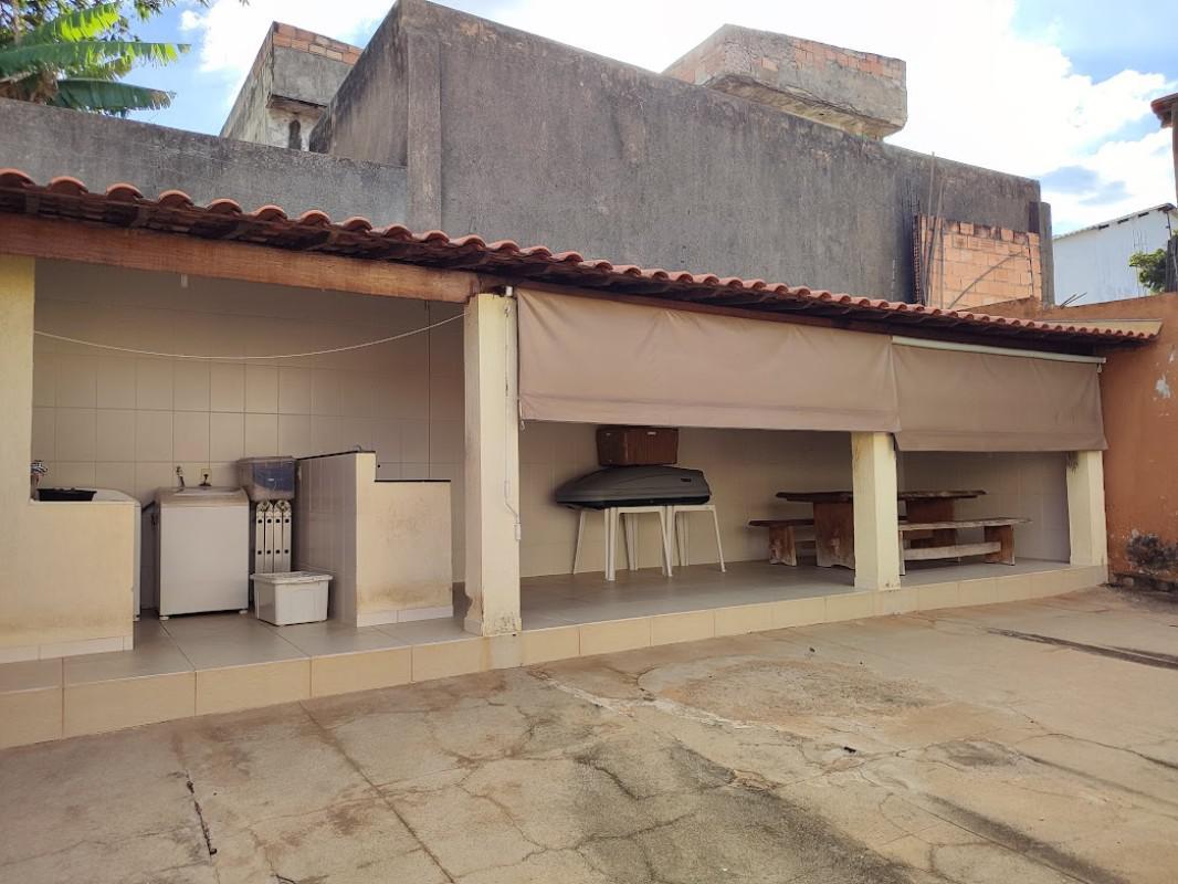 Casa, Teixeira Dias, 3 Quartos, 2 Vagas, 1 Suíte