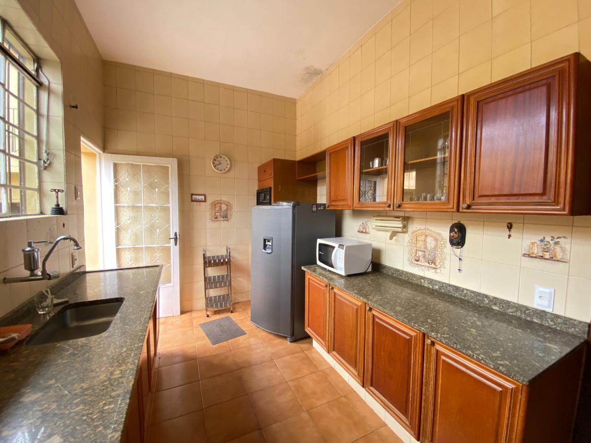 Casa, Sagrada Família, 7 Quartos, 4 Vagas, 2 Suítes