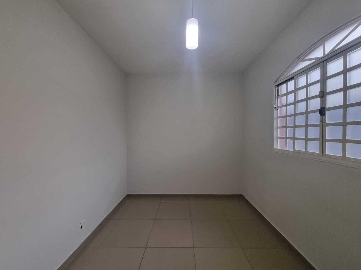 Casa, Jardim Riacho das Pedras, 3 Quartos, 2 Vagas, 1 Suíte