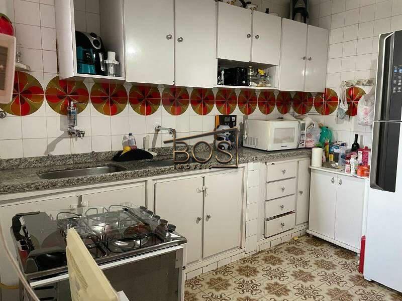 Casa, Cidade Nova, 4 Quartos, 2 Vagas, 1 Suíte