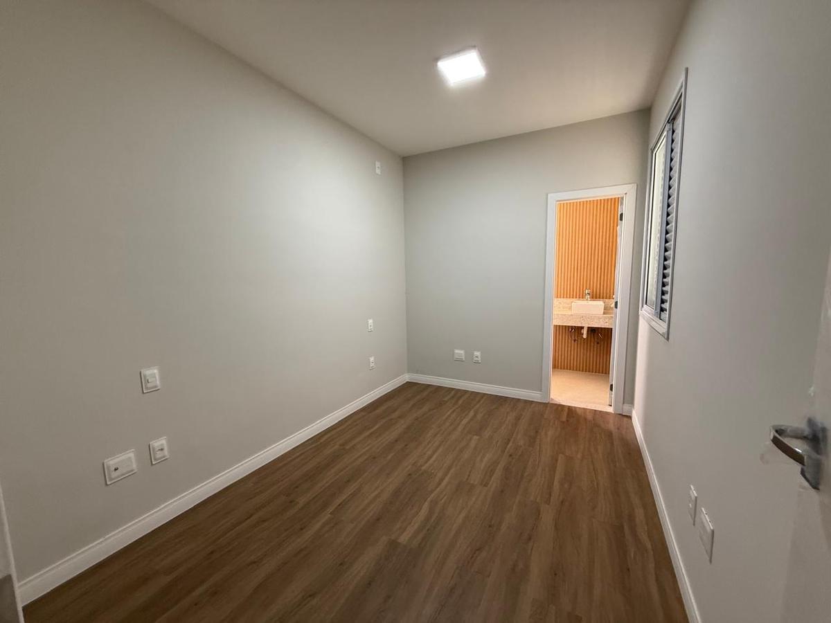 Casa, Nova Floresta, 4 Quartos, 3 Vagas, 2 Suítes