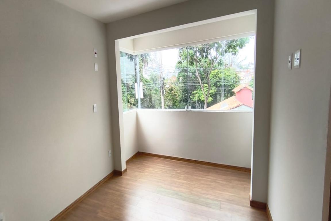 Casa, Itapoã, 3 Quartos, 2 Vagas, 1 Suíte
