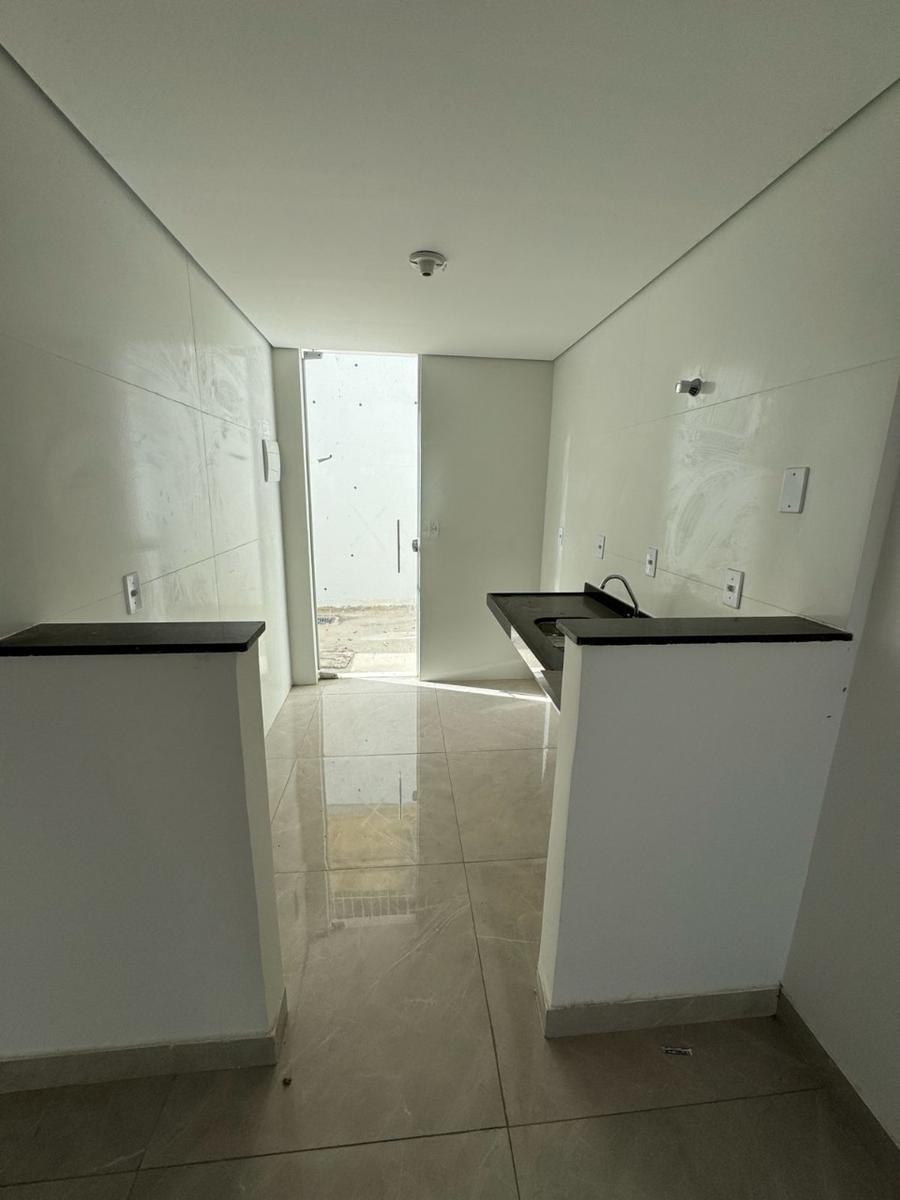 Casa, Piratininga (venda Nova), 2 Quartos, 1 Vaga, 2 Suítes