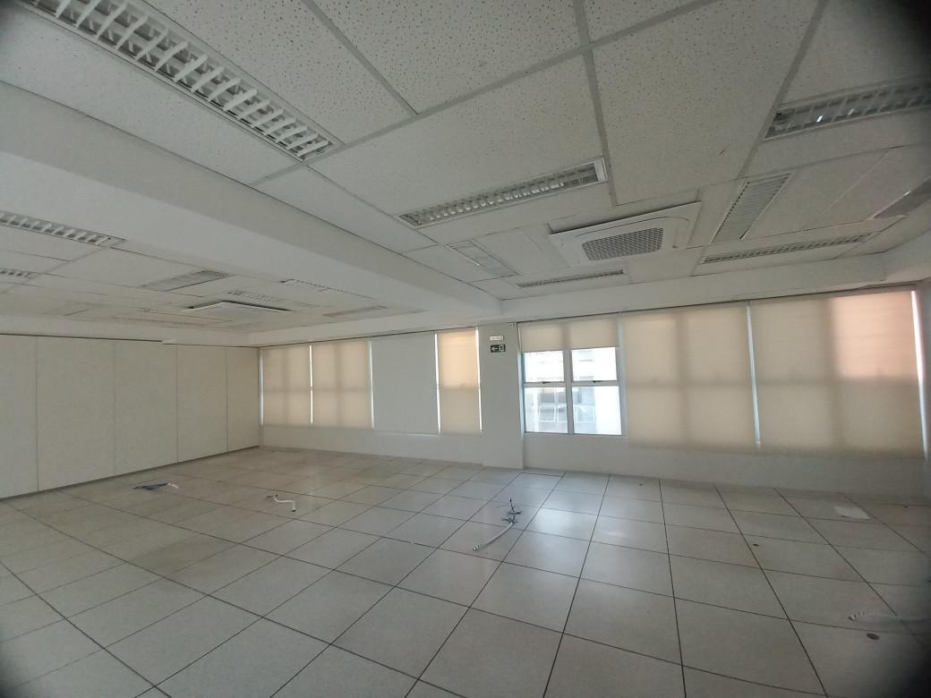 Sala, Savassi, 0 Quarto, 2 Vagas
