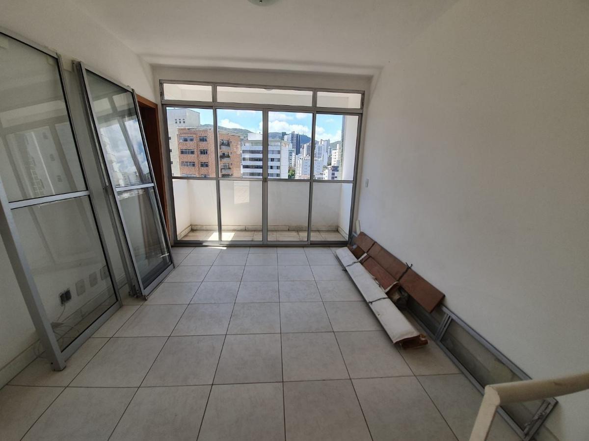 Cobertura, Cruzeiro, 2 Quartos, 3 Vagas, 1 Suíte