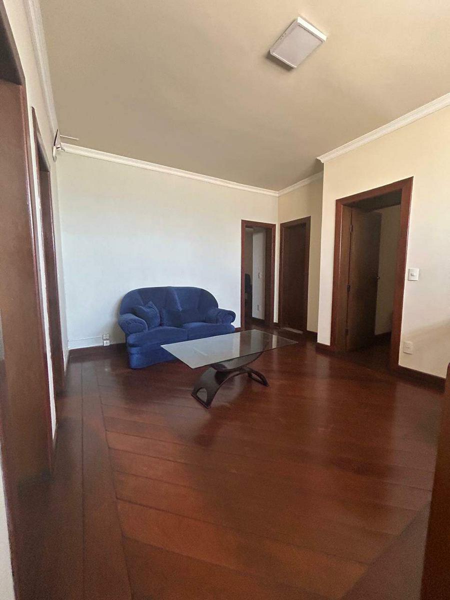 Casa, Lindéia, 5 Quartos, 2 Vagas, 1 Suíte