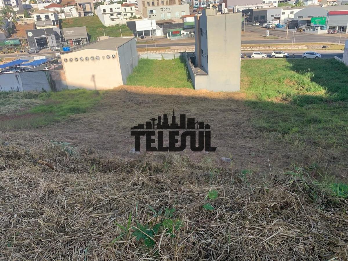 Lote, Santa Luiza, 0 Quarto, 0 Vaga