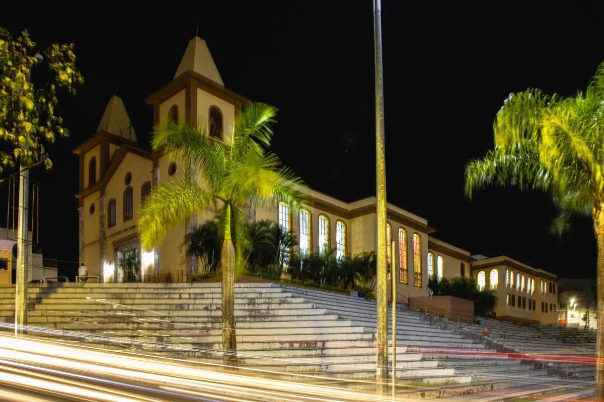 Casa, Colonial, 4 Quartos, 4 Vagas, 1 Suíte