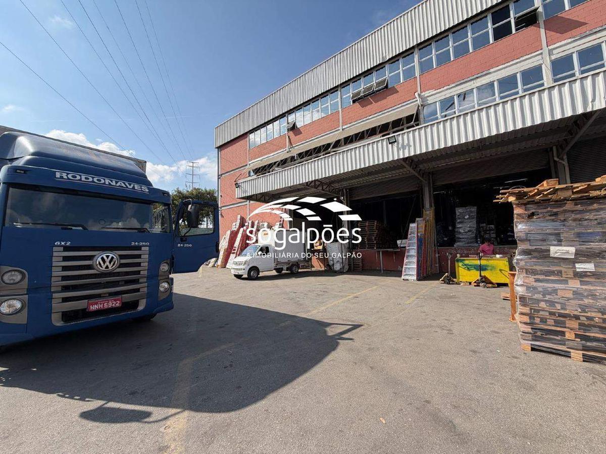 Galpão, Cincão, 15 Vagas